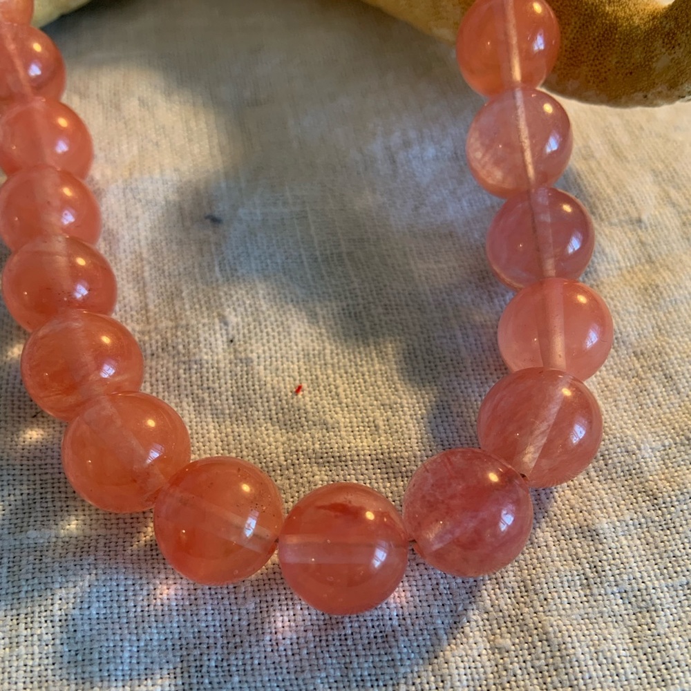 Light Strawberry Quartz beaded necklace